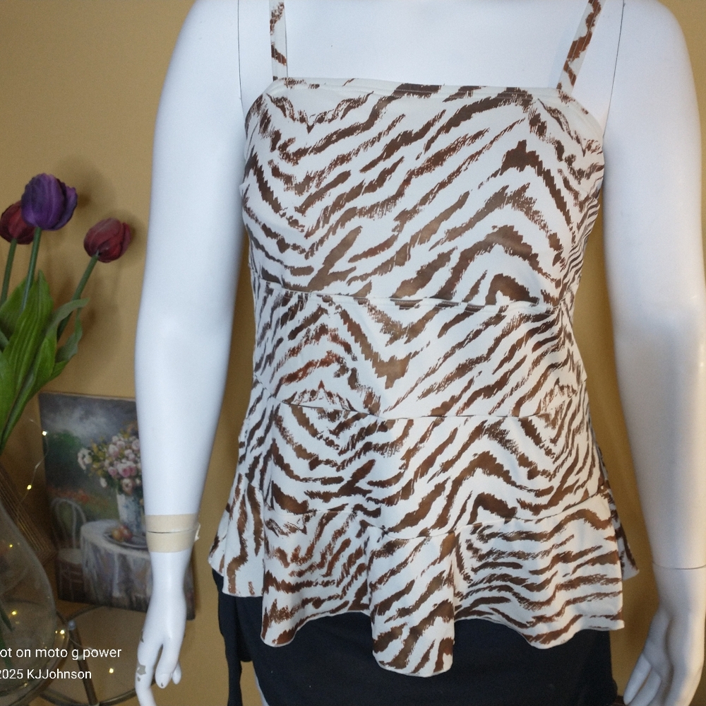 SWIM by Cacique White Bronze Zebra Striped Tiered Tankini Swim Suit Top - Picture 2 of 7